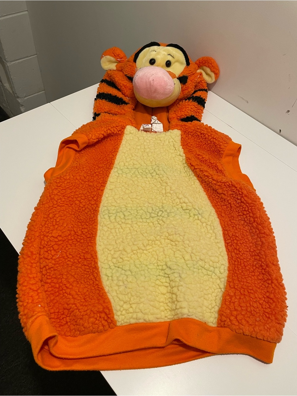 Vintage 90's Winnie The Pooh Tigger Kid's Small Size 4-6 Costume Hooded Top